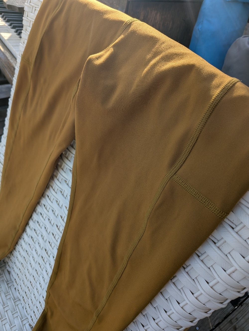 Girlfriend Collective High Rise Golden Brown Leggings With Pockets Size M - Picture 3 of 5